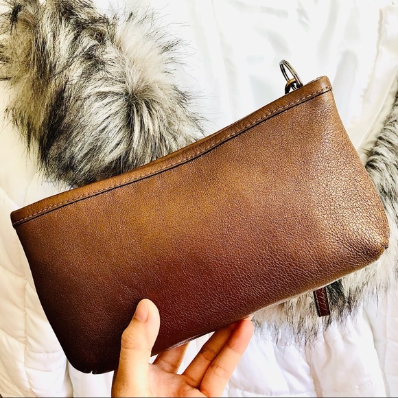 COACH⚡️Auth Metallic Bronze Extra Large Wristlet - Picture 3 of 8